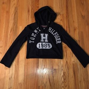 Tommy Hilfiger cropped sweatshirt